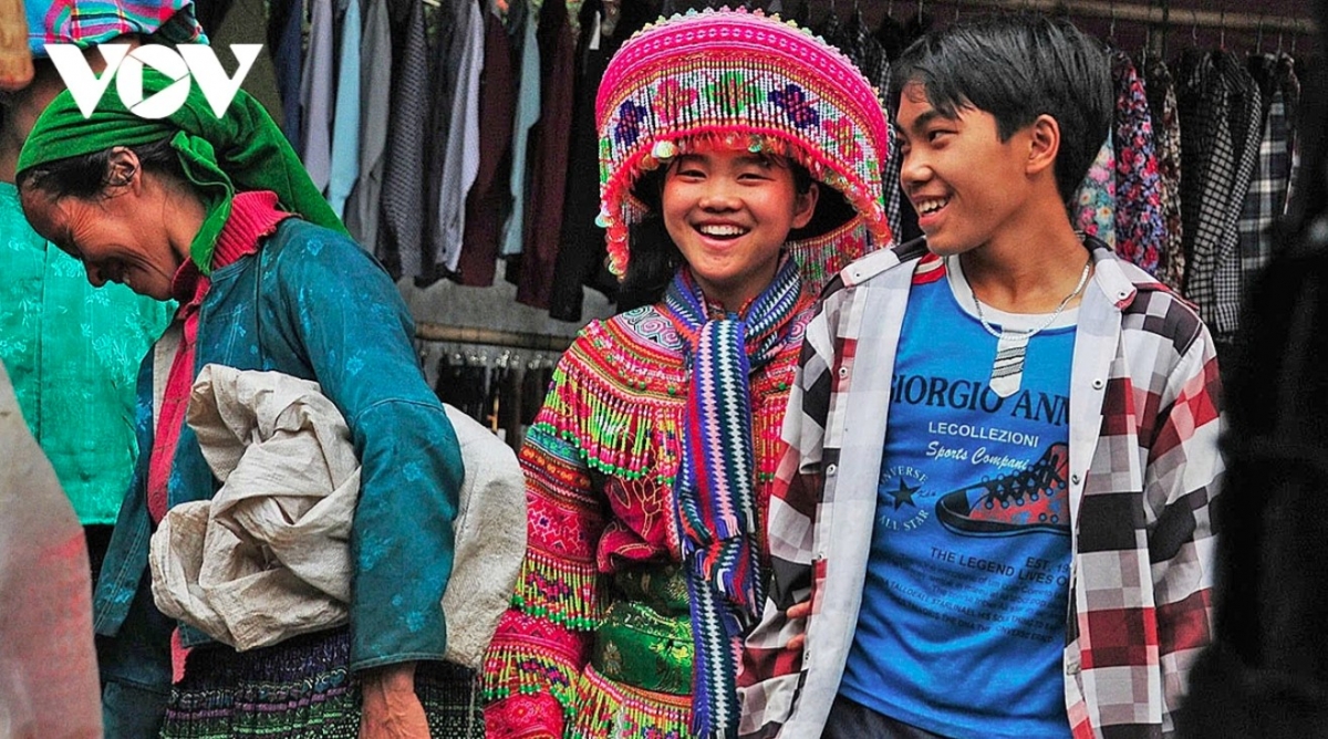 It’s also a meeting place where young men and women date and locals come for cultural exchange.