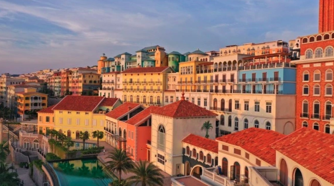 Sunset town is a renowned destination in Phu Quoc city. (Photo: Sun Group)