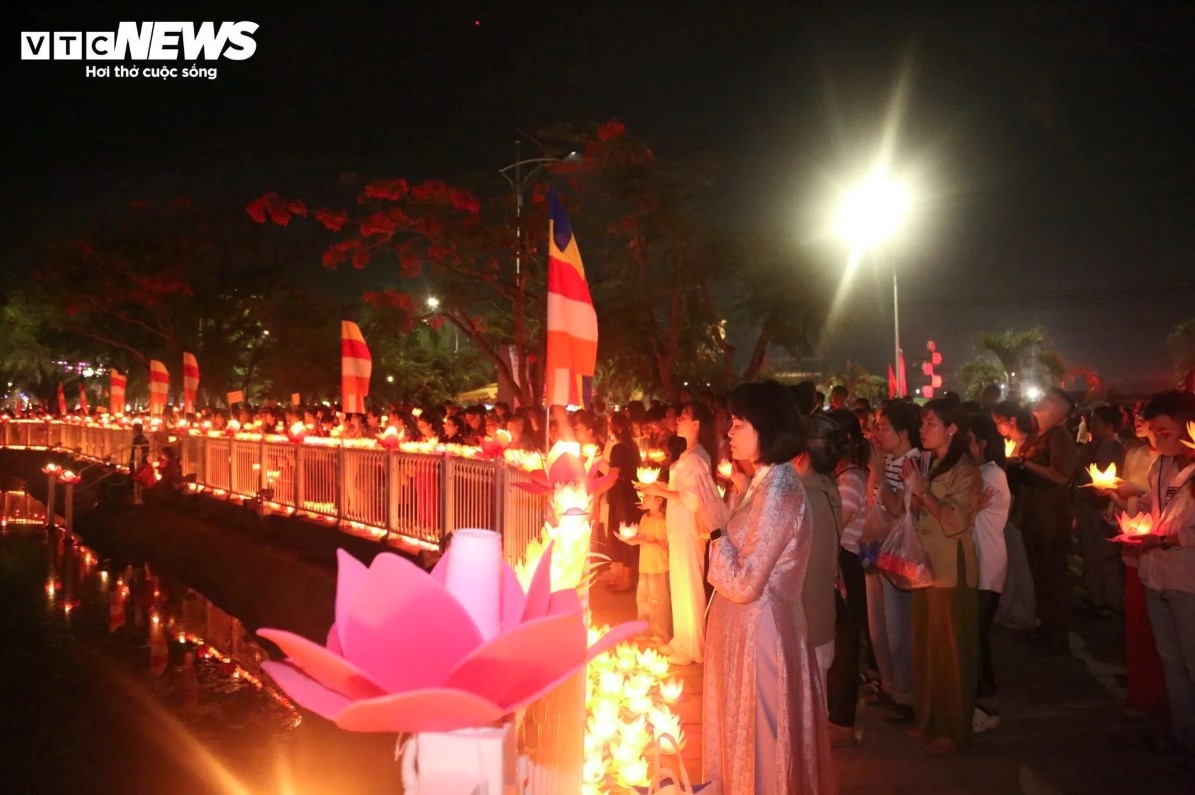 Participants pray for national peace, global harmony, and the well-being of all living beings