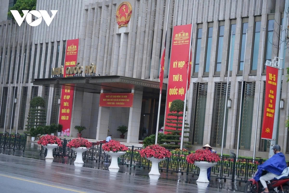 The national flag is flown at half-mast at the National Assembly House in Hanoi.