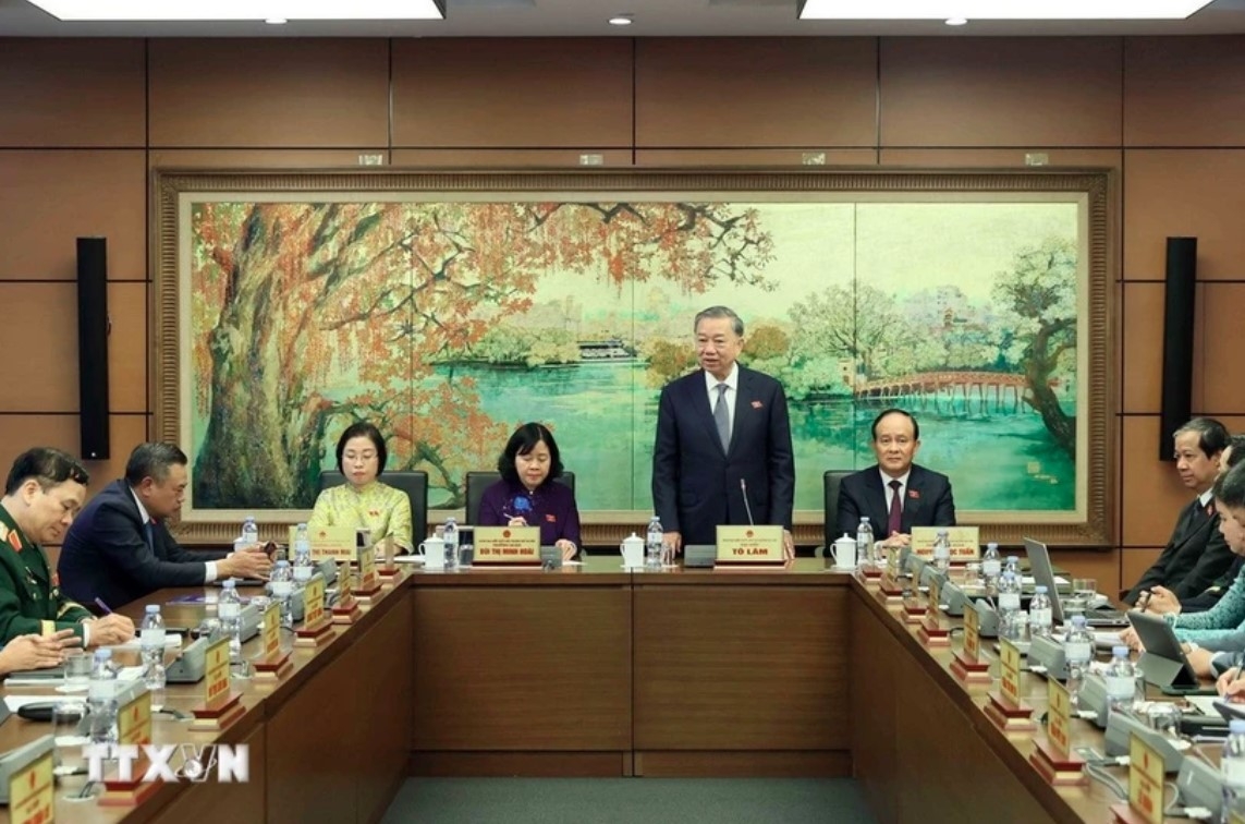 Party General Secretary To Lam speaks at a group discussion held as part of the National Assembly's 9th session on May 5 morning.