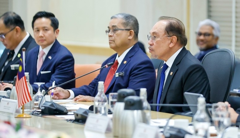 Malaysian PM Anwar Ibrahim speaks at the talks (Photo:VGP)