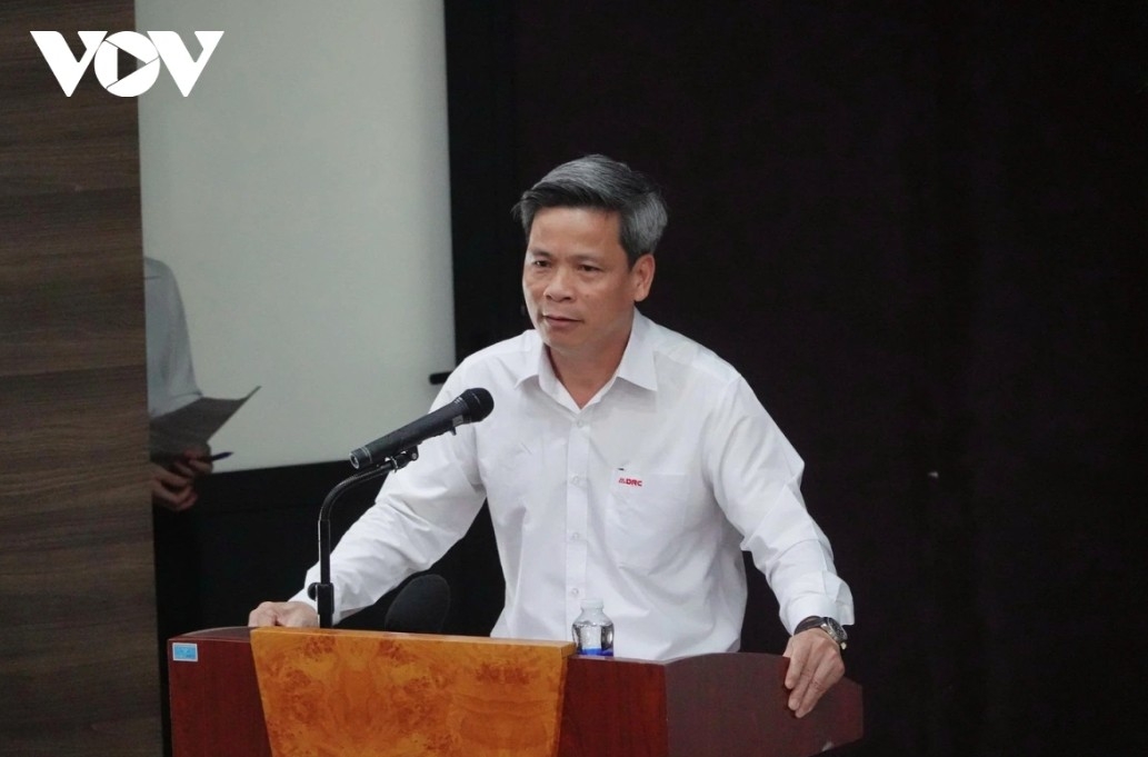 Le Hoang Hai Nhat, general director of Da Nang Rubber Joint Stock Company, addresses the event