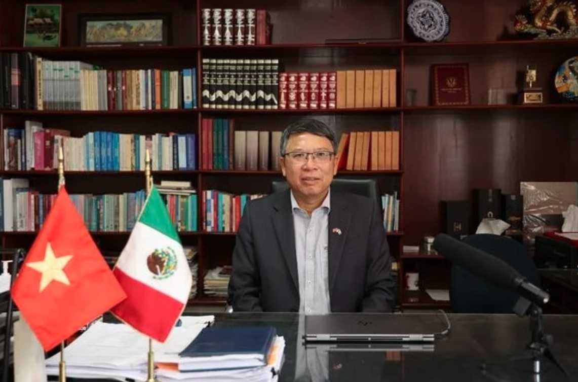 Vietnamese Ambassador to Mexico Nguyen Van Hai grants an interview to the Vietnam News Agency.