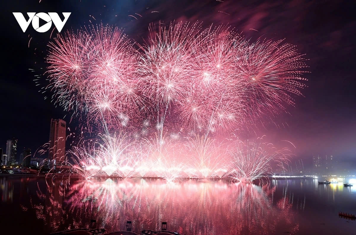 This powerful comeback reaffirms the status of Asia’s fireworks giant, reminding audiences that fireworks are not only a visual spectacle, but also a medium for wordless stories told through light and emotion.