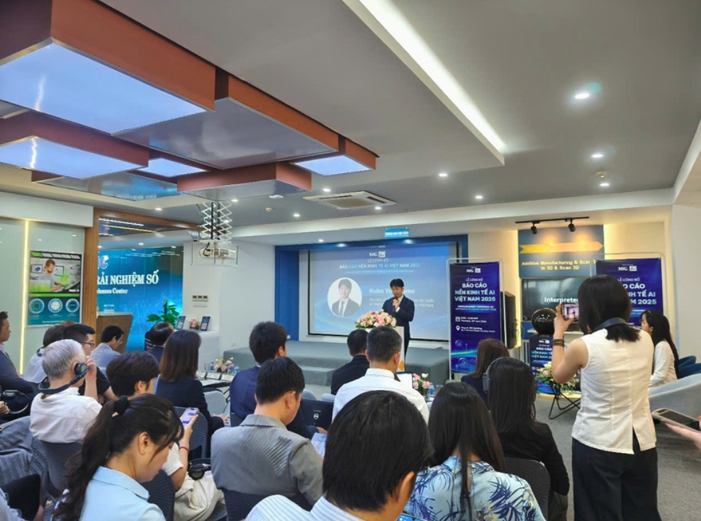 At the launching ceremony (Photo: congthuong.vn)