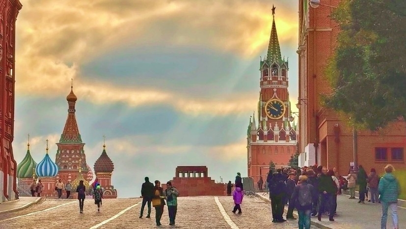 Russia pushes for visa-free group tours with Vietnam