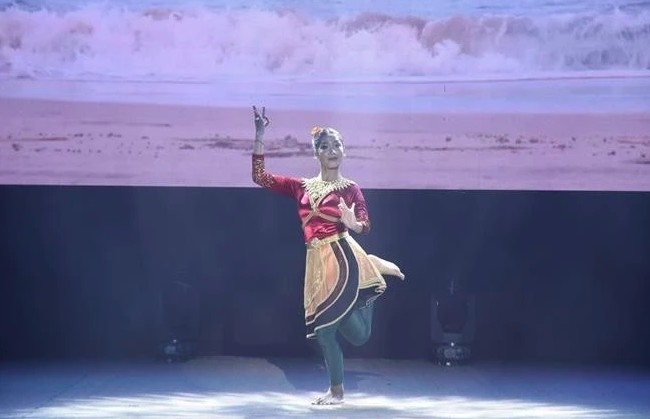 A performance at the Cambodian Culture Week held in Bac Lieu province.