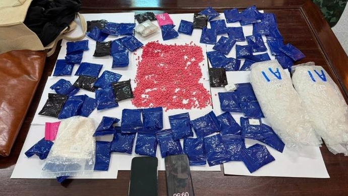 A huge amount of drugs are seized by the Ha Tinh border guard force
(Photo: nld.com.vn)