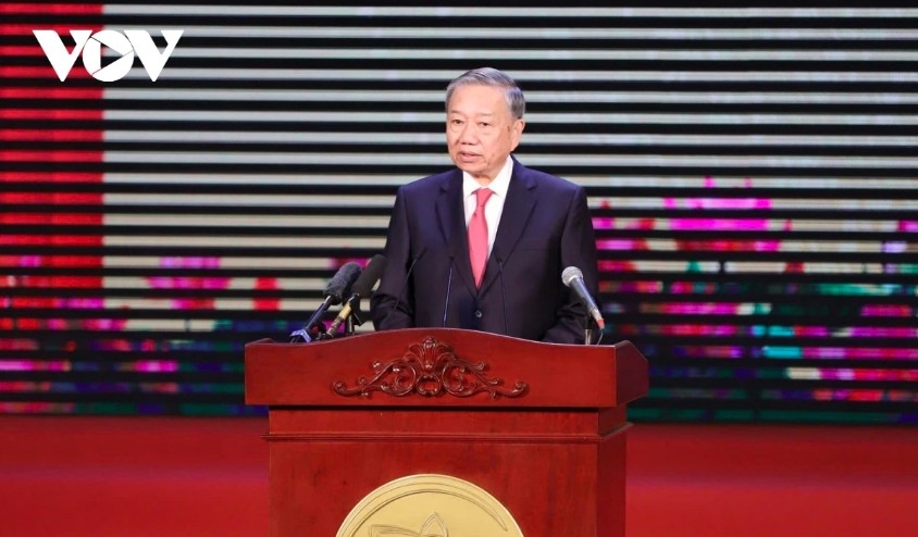 Party General Secretary To Lam speaks at the announcement ceremony