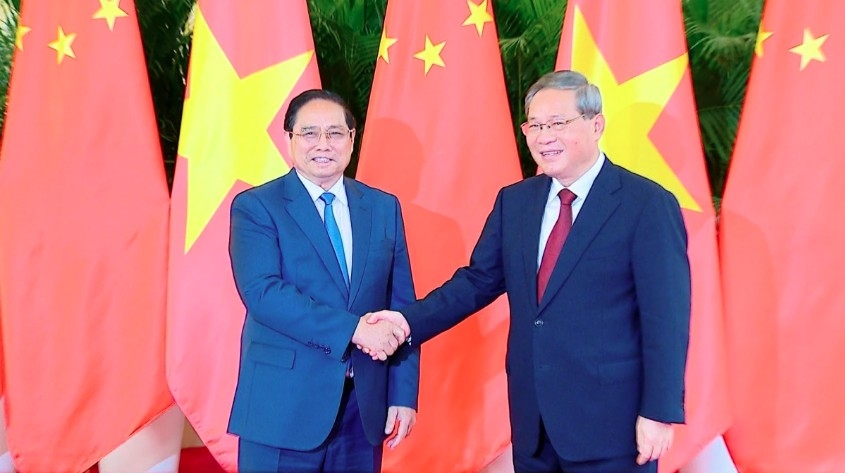 Prime Minister Pham Minh Chinh and Chinese Premier Li Qiang