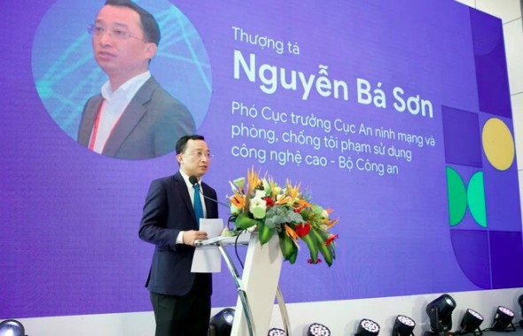 Lieutenant Colonel Nguyen Ba Son, deputy director of the Department of Cybersecurity and Hi-tech Crime Prevention and Control under the Ministry of Public Security addresses the event. (Photo courtesy of the organiser)