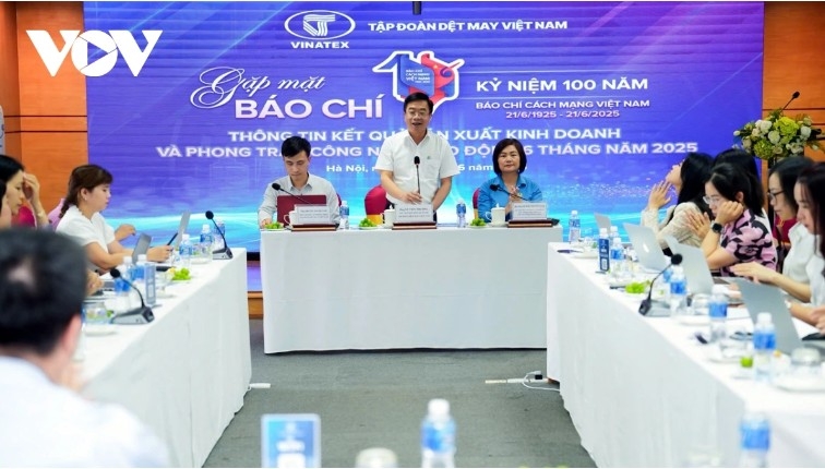 Vinatex Chairman Le Tien Truong speaks on trade policy risks for textile exports