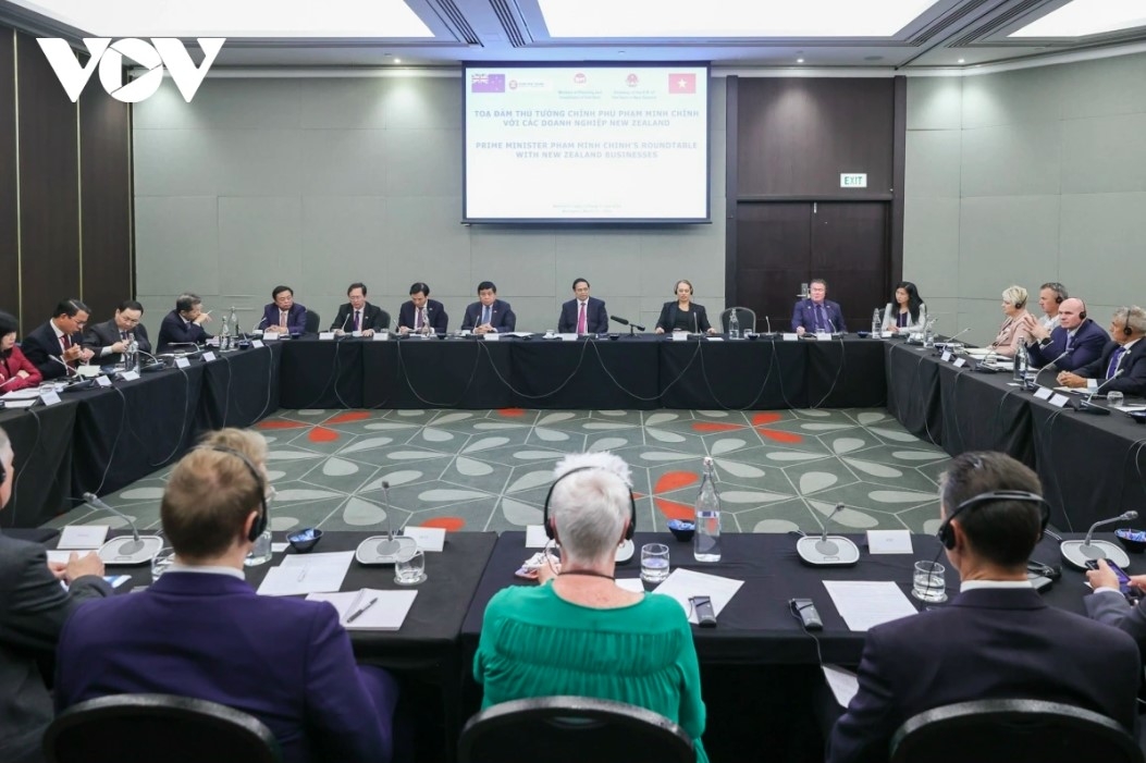 Vietnamese Prime Minister Pham Minh Chinh meets with New Zealand businesses in Wellington on March 11, 2024
