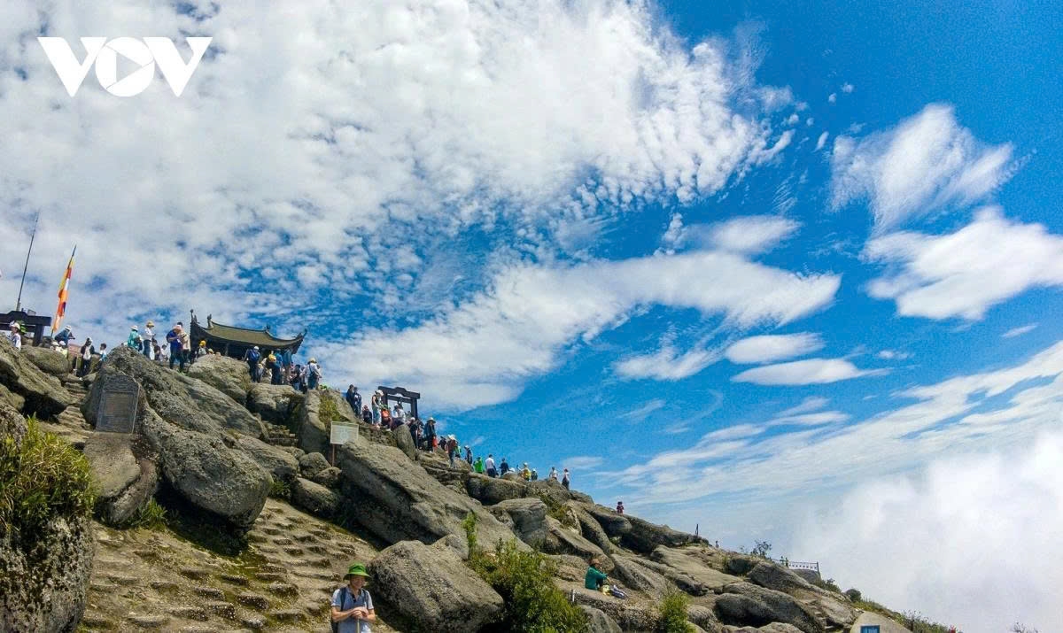 The Yen Tu – Vinh Nghiem, Con Son, Kiep Bac Complex is Vietnam’s 9th UNESCO World Heritage Site, and notably, the second trans-provincial heritage site after Ha Long Bay – Cat Ba Archipelago, which spans Quang Ninh province and Hai Phong city.