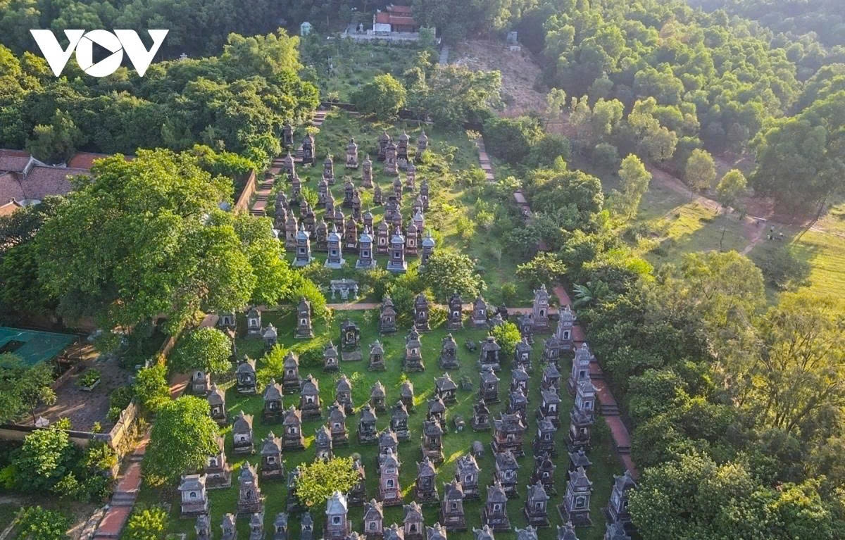 Two heritage sites - Bo Da Pagoda (in Bac Ninh) and Nhanm Duong Pagoda (in Hai Phong) - reflect the revival and integration period of Truc Lam Buddhism. The enduring presence of Truc Lam Buddhism over the centuries is evident through these sites, which feature unique architectural styles and some of the largest and oldest stupa gardens in Vietnam.