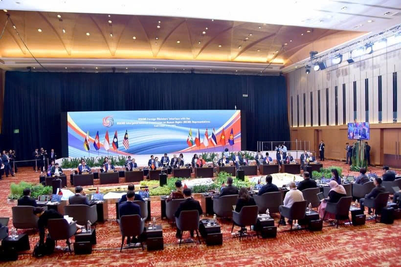 An overview of the ASEAN foreign ministers' interface with the ASEAN Intergovernmental Commission on Human Rights (AICHR) in Kuala Lumpur. (Photo: MOFA)