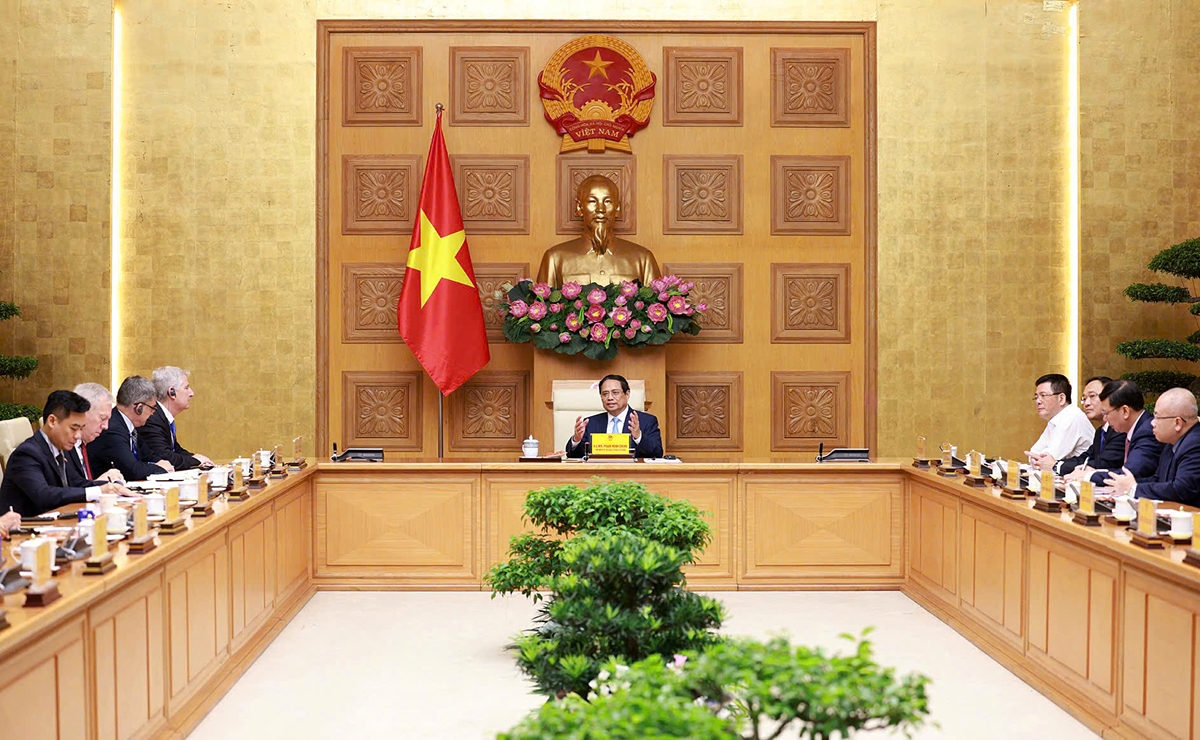 Prime Minister Pham Minh Chinh assures USABC leaders and businesses of Vietnam's commitment to further improving its investment and business environment. (Photo: VGP)