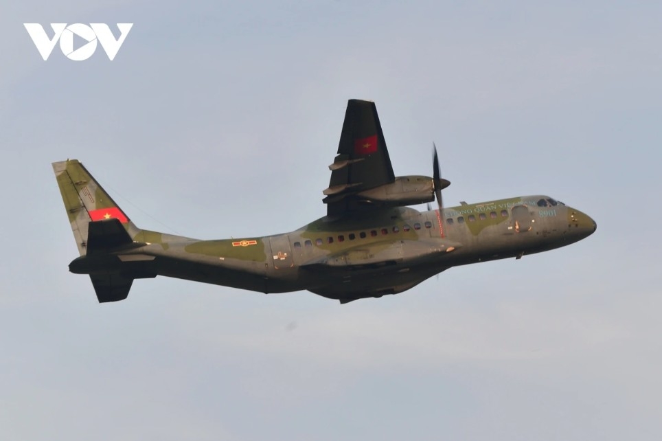 C295 is currently the largest transport aircraft in the Vietnamese Air Force, with a capacity of over 23 tonnes of cargo and more than 70 personnel