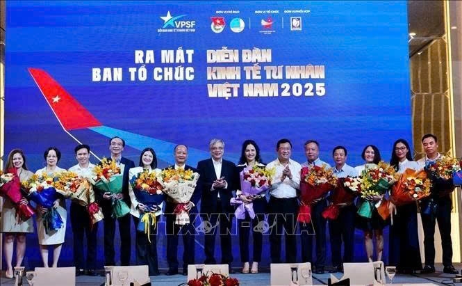 The organising board of the Vietnam Private Sector Forum 2025 (VPSF 2025) makes debut.
