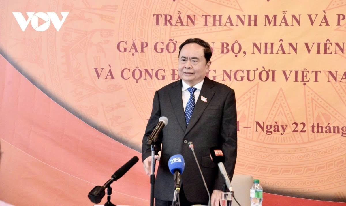 National Assembly Chairman Tran Thanh Man speaks during his meeting with Vietnamese expatriates in Senegal on July 22 (local time)