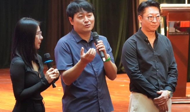 Artistic director Park Hyun Woo shares the idea of the musical (Photo: TPO)