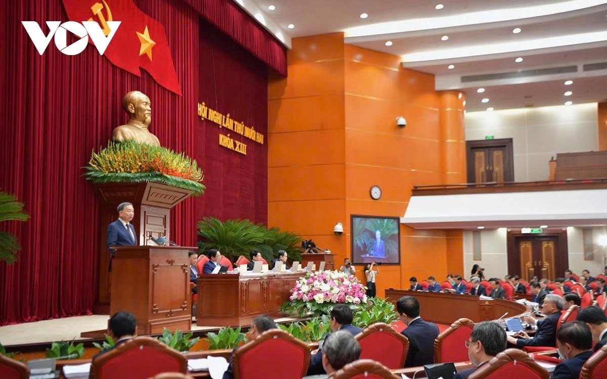 This marks a breakthrough in the organisation of the political system, reflecting the Party’s strong determination to establish a modern, integrity-driven, streamlined governance structure that is people-centered, says the Party leader.