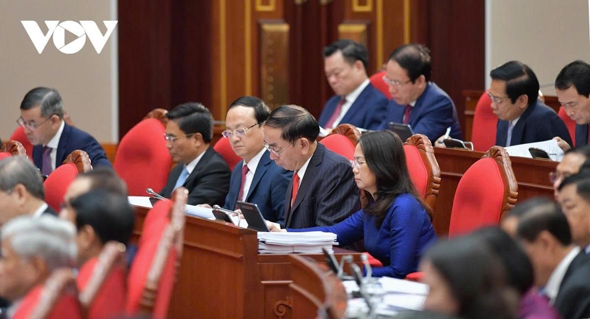 People across the country have expressed great expectations for the Party’s renewal efforts and trust in the strategic vision, political bravery, and revolutionary ethics of the Party’s officials and members.