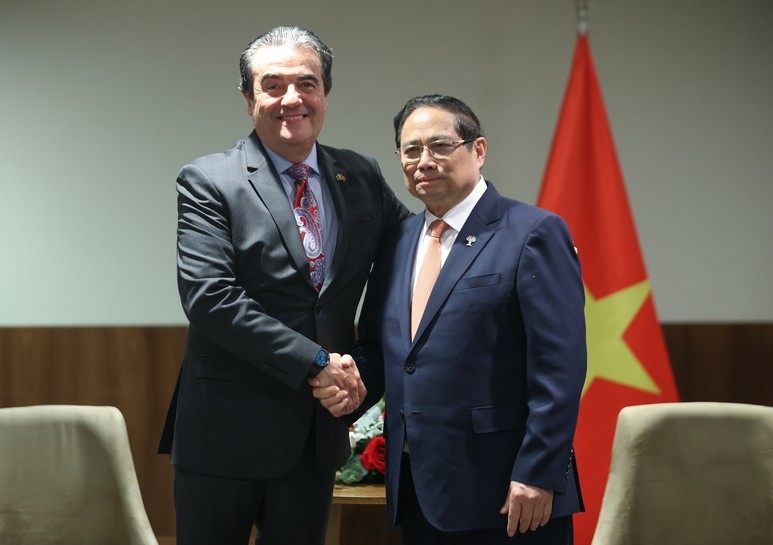 PM Chinh receives Celso Nunes Cio, Creative Director of Alterosa MK  (Photo: VGP)