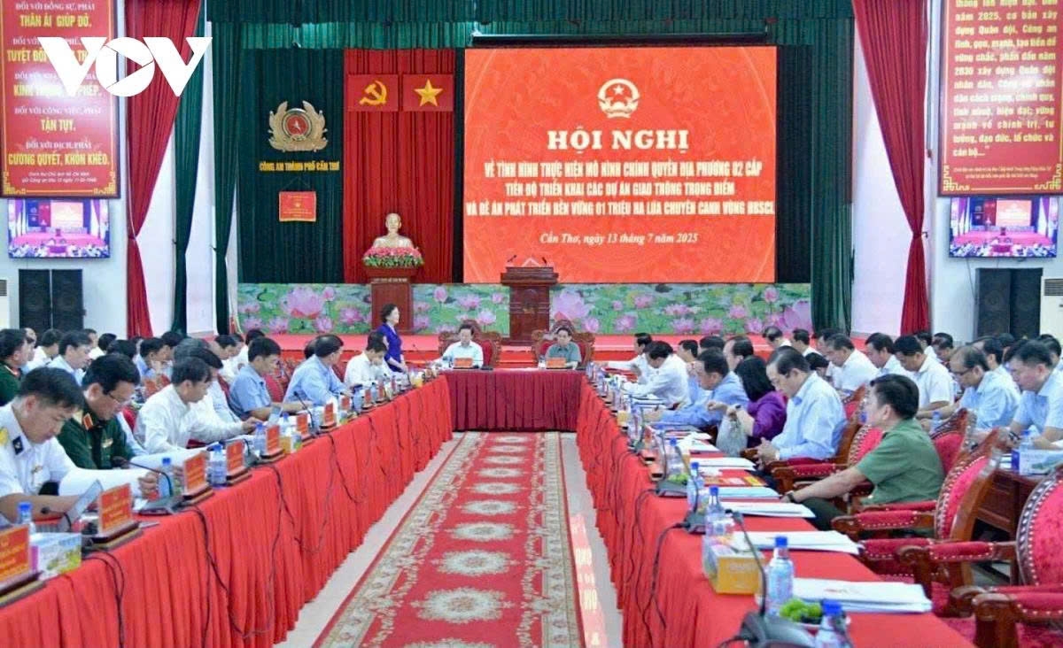 Delegates attend the conference in Can Tho city on July 13