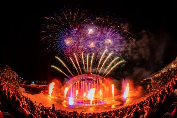 Kiss of the Sea show (Photo: Sun Group)