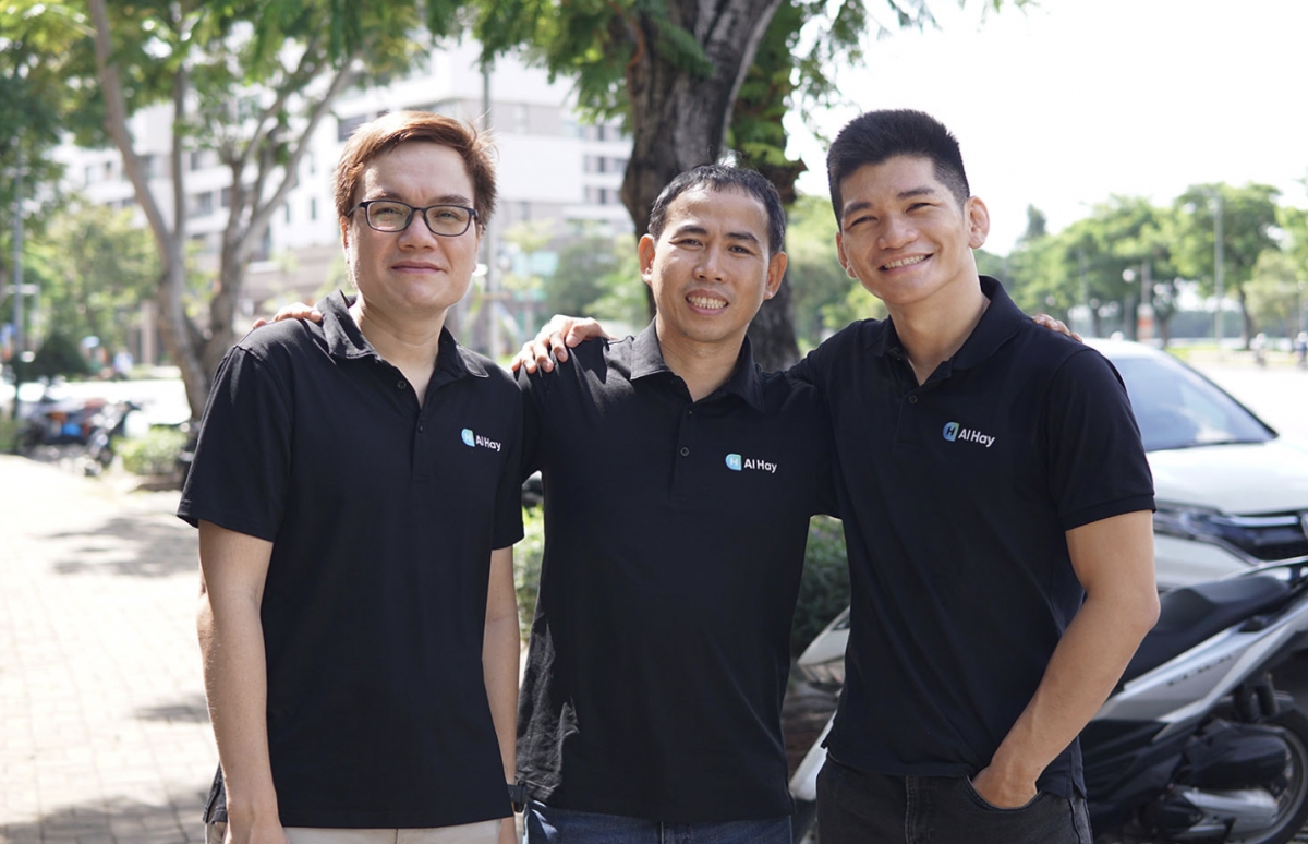 The founding team of AI Hay are committed to making AI accessible to every Vietnamese  (Photo: baodautu.vn)