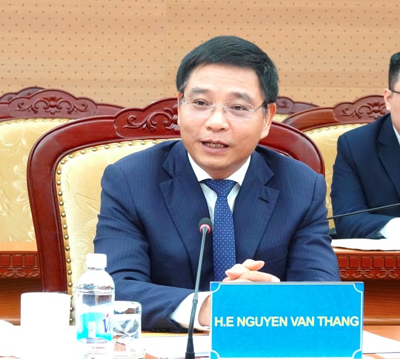 Minister of Finance Nguyen Van Thang speaks at the meeting (Photo: VNA)