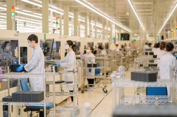 A chip testing and manufacutring plant at the Saigon Hi Tech Park in HCM City. (Photo: vneconomy.vn)