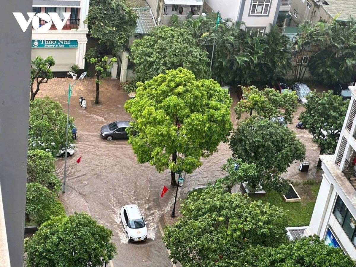 The Times City residential area is also flooded, disrupting residents’ lives from early morning.