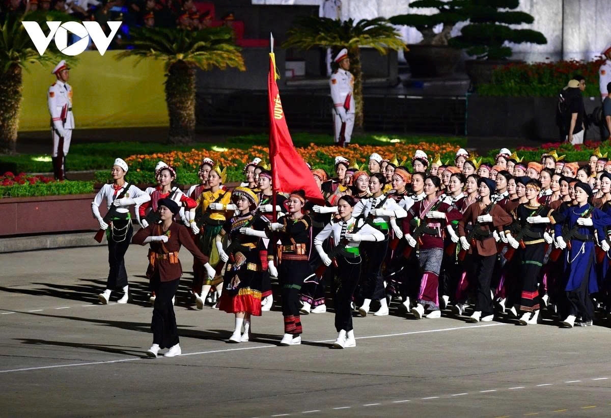 Key components of the rehearsal include flag-raising sequences, official delegations' formations, military units in full dress uniform, with artillery and armoured vehicles, civilian formations representing various sectors such as education, healthcare, and science.