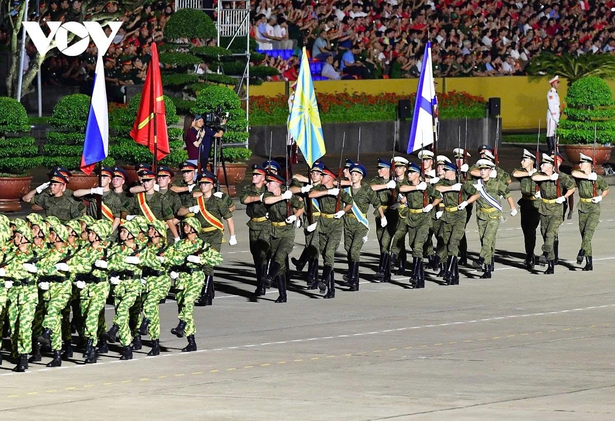 The rehearsal welcomes the participation of several foreign military contingents, symbolising international solidarity. The photo shows more than 30 soldiers from the Russian military contingent taking part in the parade.