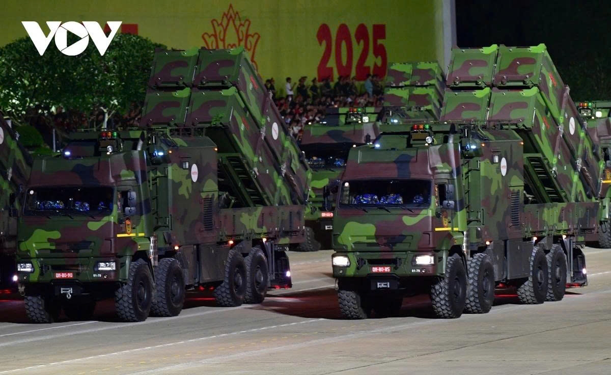 Developed and produced domestically, the Truong Son missile system represents a major achievement of Vietnam’s defence industry and is currently operated by the coastal defence missile force of the Vietnam People’s Navy.