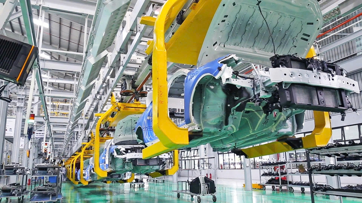At a production line of Truong Hai Auto Corporation, one of the largest private corporations in Vietnam. (Photo: THACO)