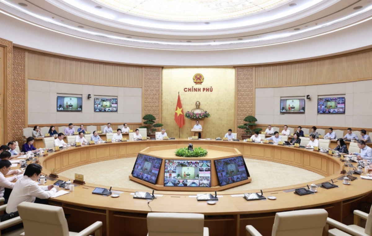 The Government's regular meeting for July on August 7 (Photo: VNA)
