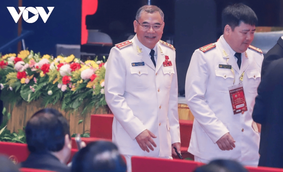 Senior Lieutenant General To An Xo, Chief of the Office of the Party General Secretary