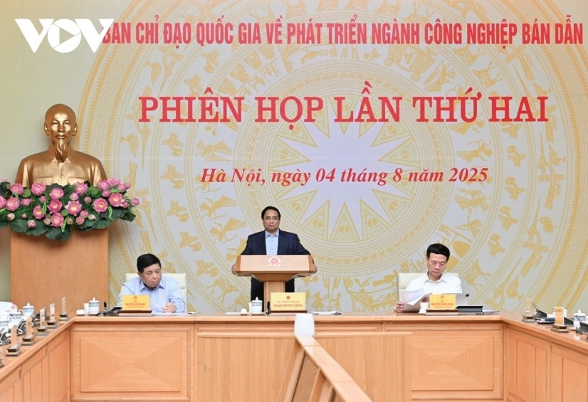 Prime Minister Pham Minh Chinh addresses the event 