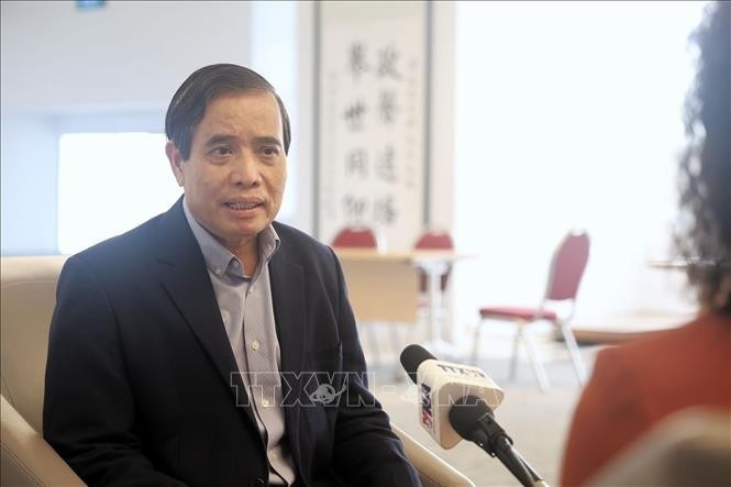 Prof. Vu Minh Khuong from the Lee Kuan Yew School of Public Policy in Singapore