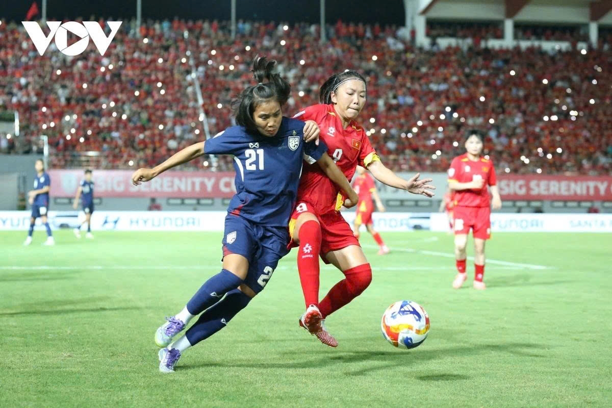 Vietnam (in red) set for semi-final clash with Australia at 2025 ASEAN Women’s Championship