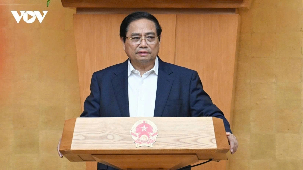 Prime Minister Pham Minh Chinh speaks at a Government thematic meeting on law-making for September in Hanoi on September 8