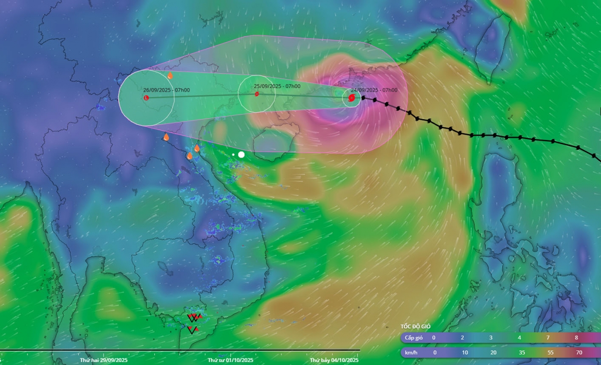 Super typhoon Ragasa has weakened in intensity and is expected to batter the northern coast of Vietnam on September 25