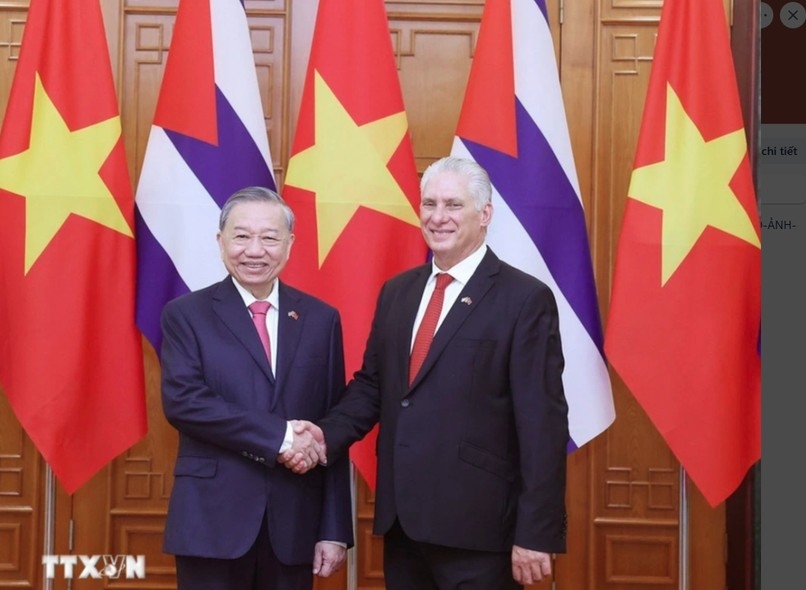 Vietnamese Party General Secretary To Lam (L) and First Secretary of the Communist Party of Cuba Central Committee and President of Cuba Miguel Diaz-Canel Bermudez meet in Hanoi on September 1, 2025. (Photo: VNA)