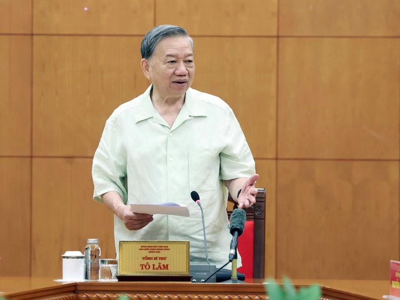 Party General Secretary To Lam presides over a meeting with the Standing Board of the Government Party Committee on September 17. (Photo: VNA)