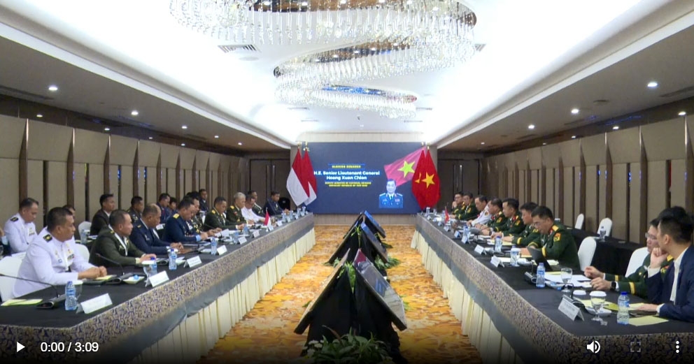 Delegates at the 4th Vietnam–Indonesia Defence Policy Dialogue in Jakarta on September 18