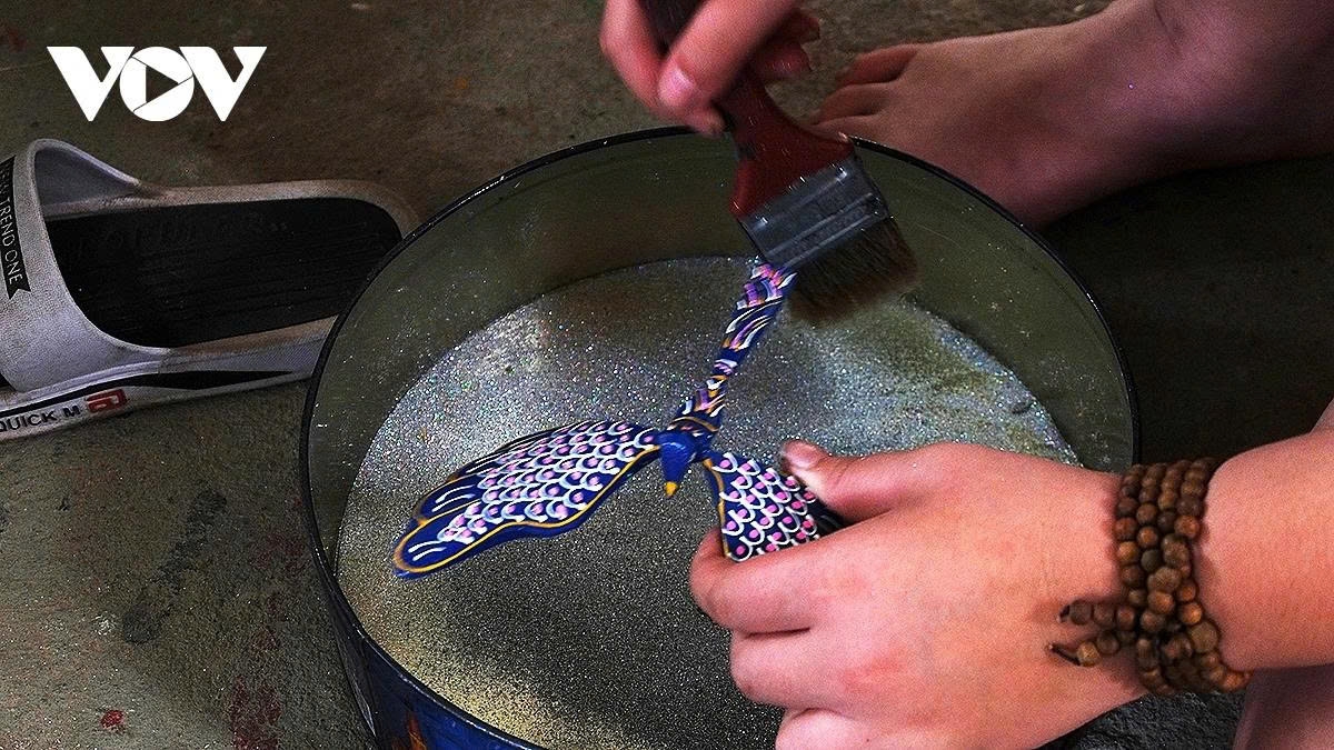 The products' motifs are inspired by the Vietnamese countryside.